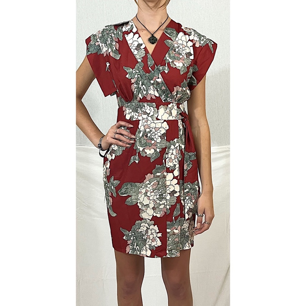 Closet London Leaf Print Faux Wrap Kimono dress